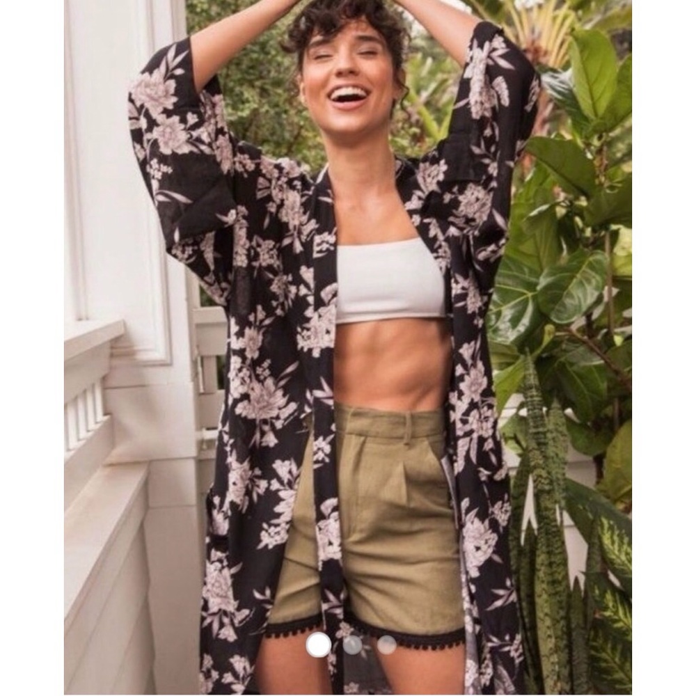 Spiritual Gangster Black floral maya kimono
